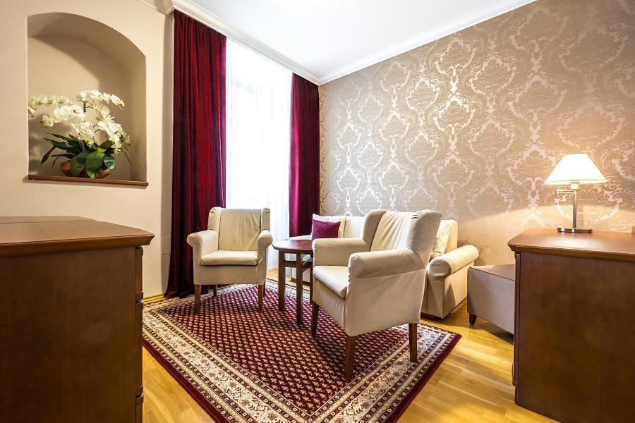 Alexander Hotel Stribro Exterior photo